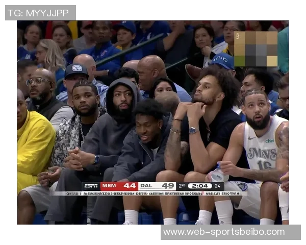 肯扬马丁直言莫兰特应主动挑战克莱不必做作表演 肯扬马丁直言莫兰特应主动挑战克莱不必做作表演